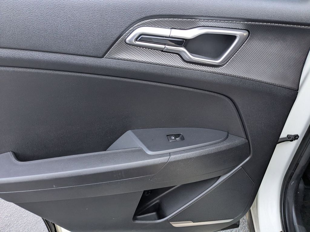 Thumbnail: 2024 Kia Sportage - 25