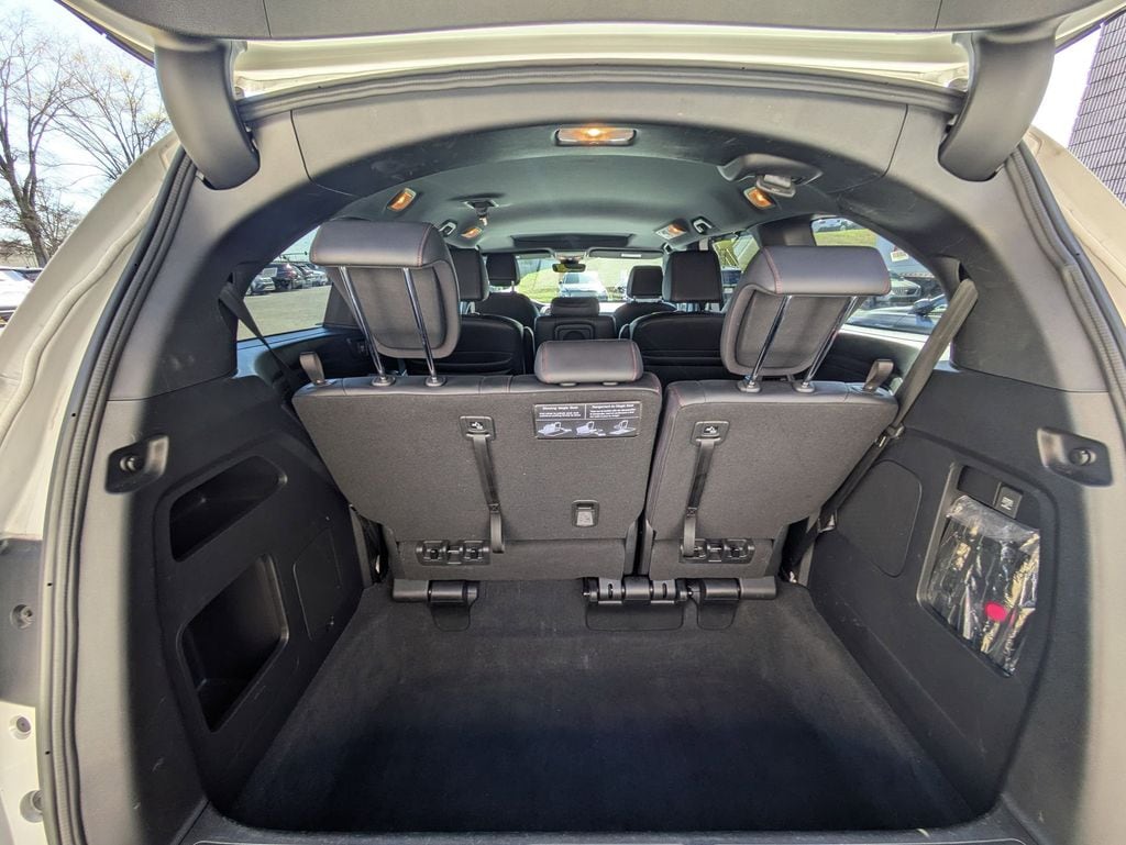 Thumbnail: 2025 Honda Odyssey - 23