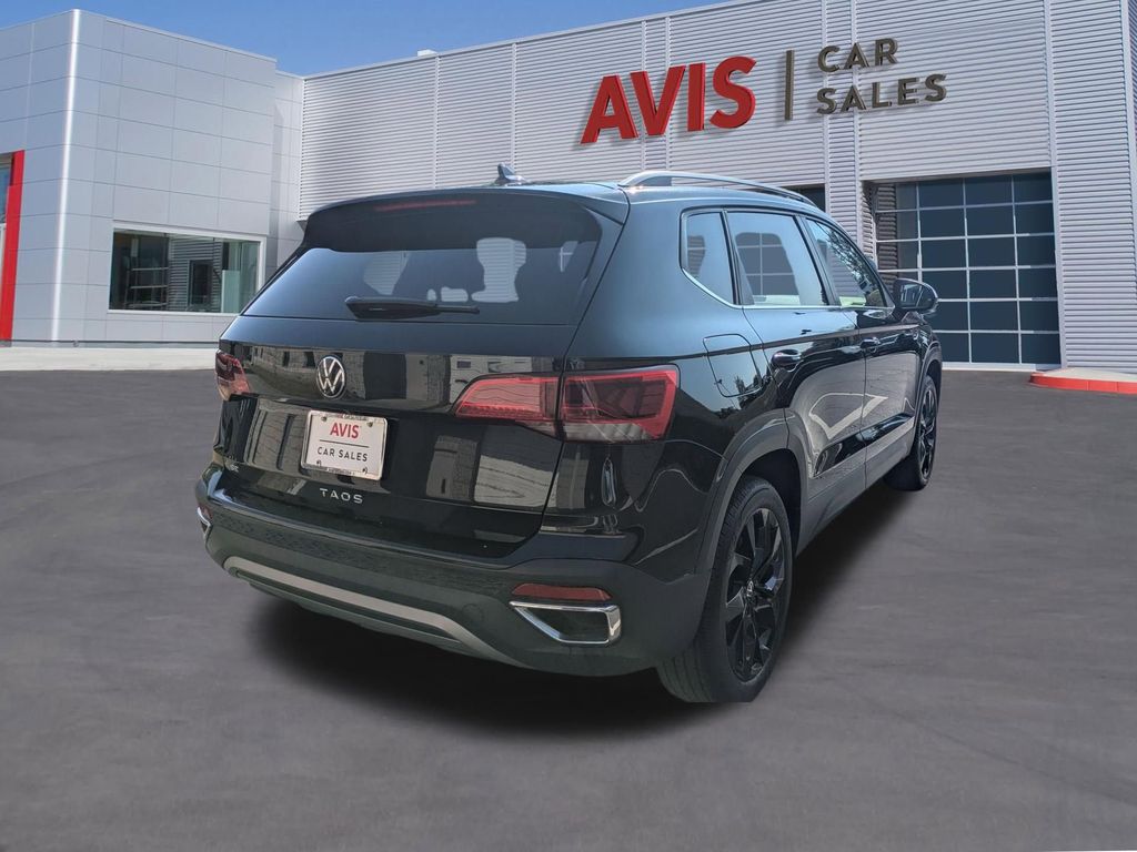 Thumbnail: 2024 Volkswagen Taos - 6