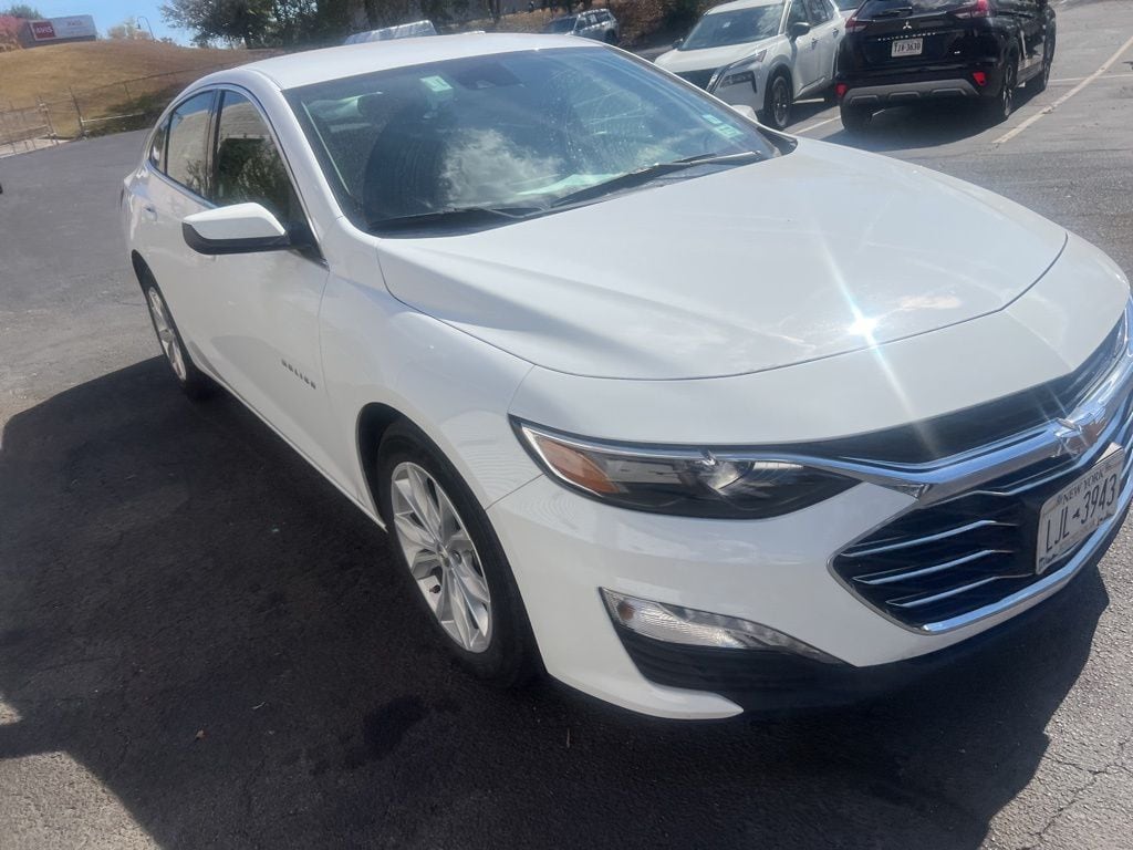 Thumbnail: 2024 Chevrolet Malibu - 3