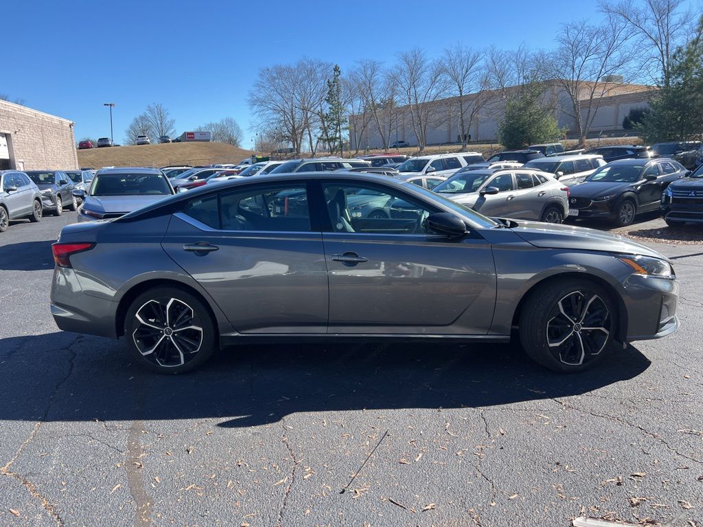 Thumbnail: 2025 Nissan Altima - 4