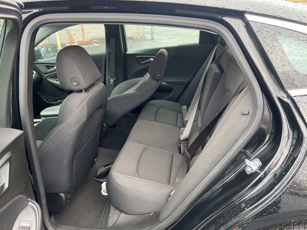 Thumbnail: 2024 Chevrolet Malibu - 4