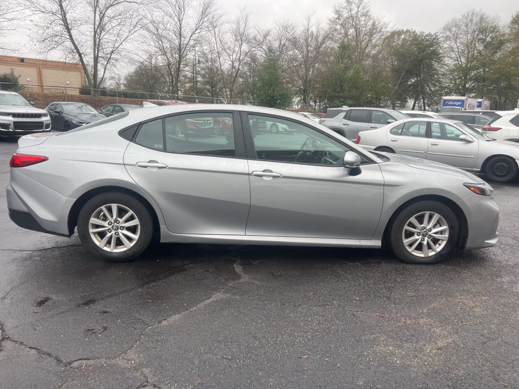 Thumbnail: 2025 Toyota Camry - 10