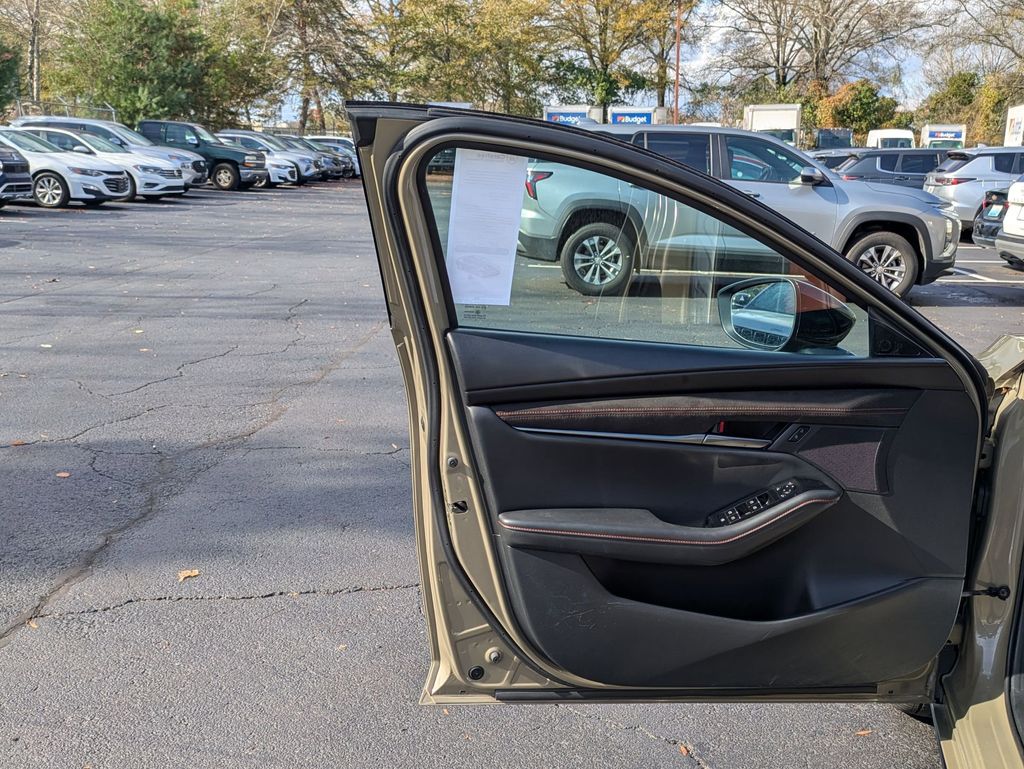 Thumbnail: 2024 Mazda Mazda3 - 11