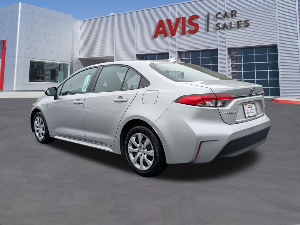 Thumbnail: 2024 Toyota Corolla - 9