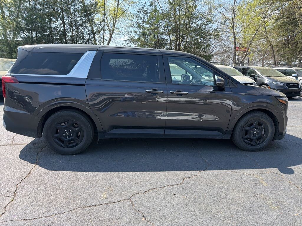 Certified 2025 Kia Carnival Van Passenger Van