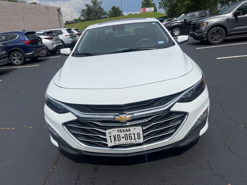 Thumbnail: 2024 Chevrolet Malibu - 3
