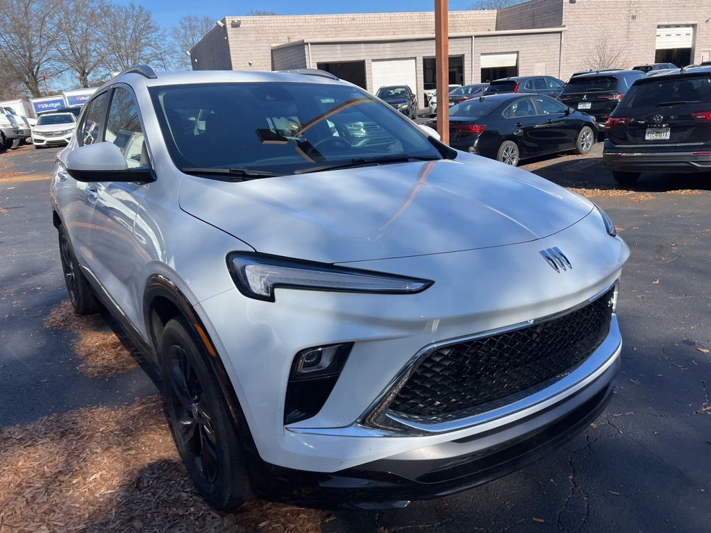 Thumbnail: 2024 Buick Encore GX - 3