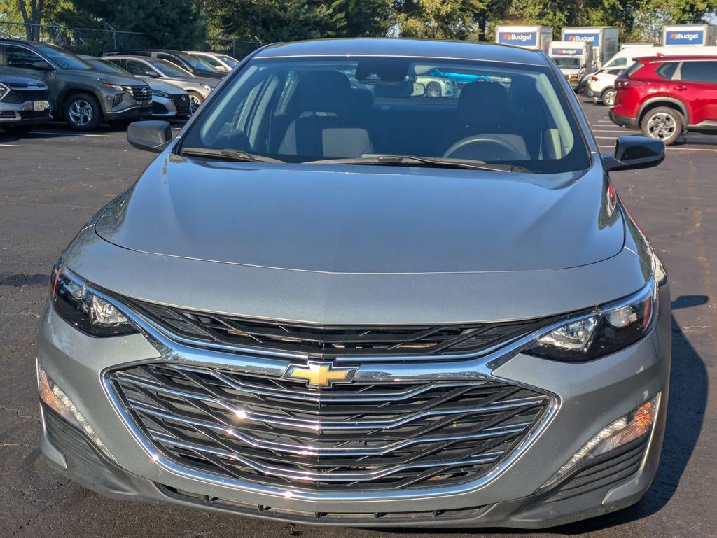 Thumbnail: 2023 Chevrolet Malibu - 2