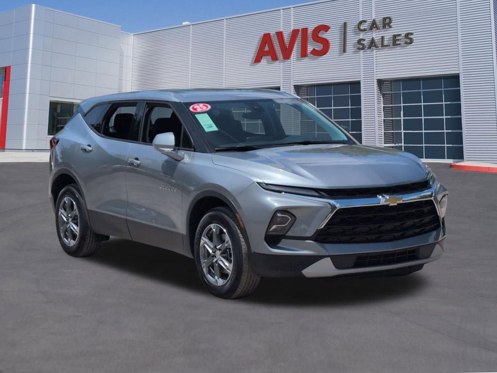 Thumbnail: 2025 Chevrolet Blazer - 3