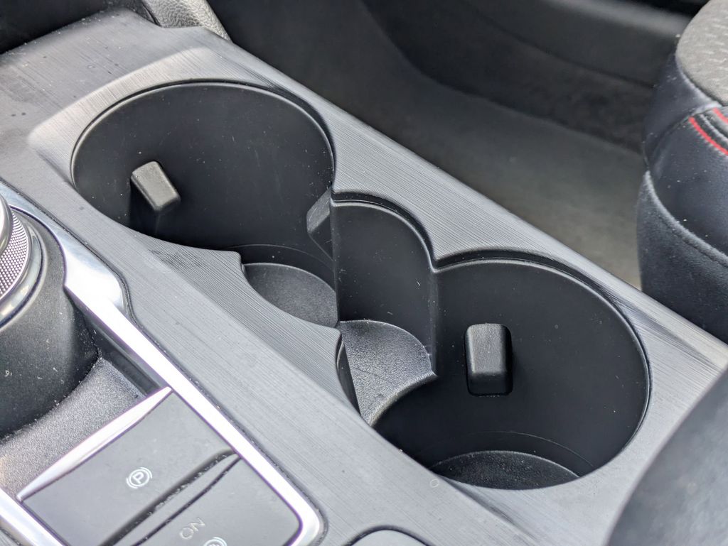 2025 Ford Escape ST-Line - Photo 20