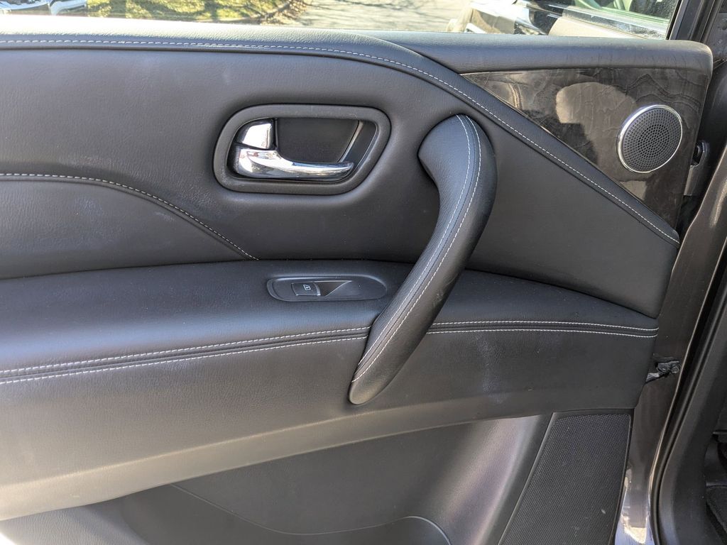 Thumbnail: 2024 INFINITI QX80 - 26