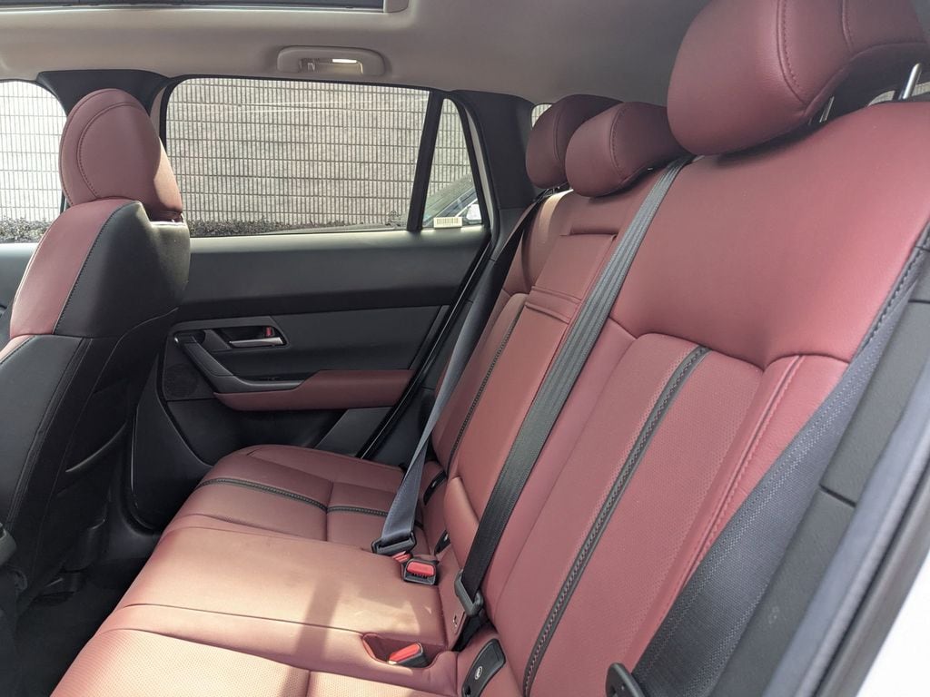 Thumbnail: 2025 Mazda CX-50 - 28