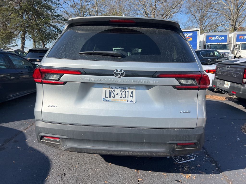 Thumbnail: 2025 Toyota Grand Highlander - 6