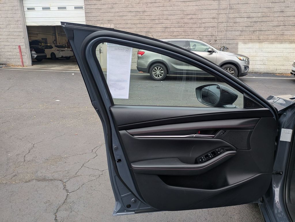 Thumbnail: 2025 Mazda Mazda3 - 11