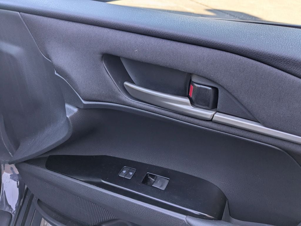 Thumbnail: 2025 Toyota Camry - 33