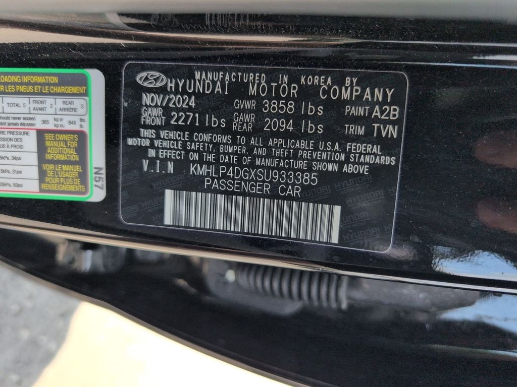 Thumbnail: 2025 Hyundai Elantra - 36