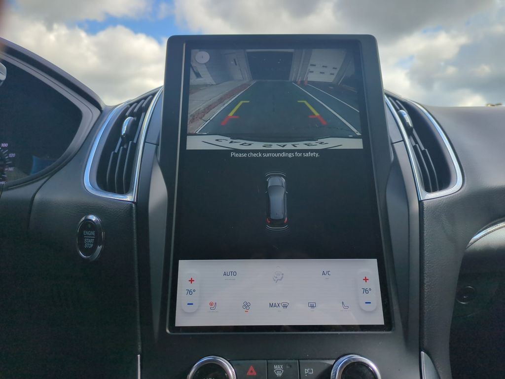 Thumbnail: 2024 Ford Edge - 18