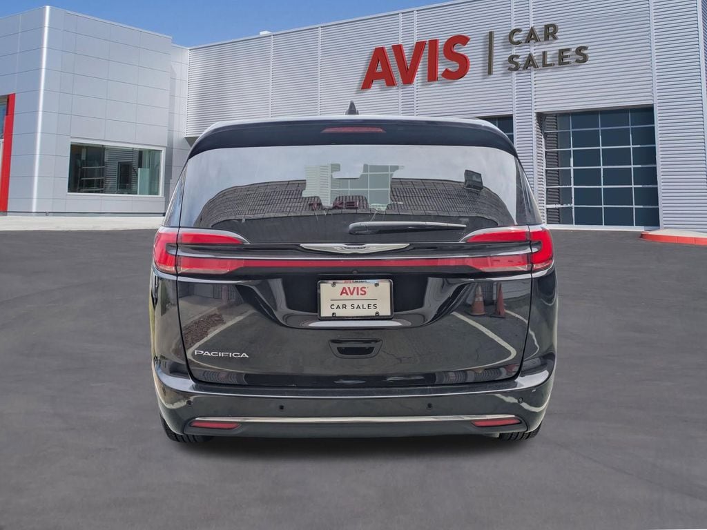Thumbnail: 2025 Chrysler Pacifica - 7