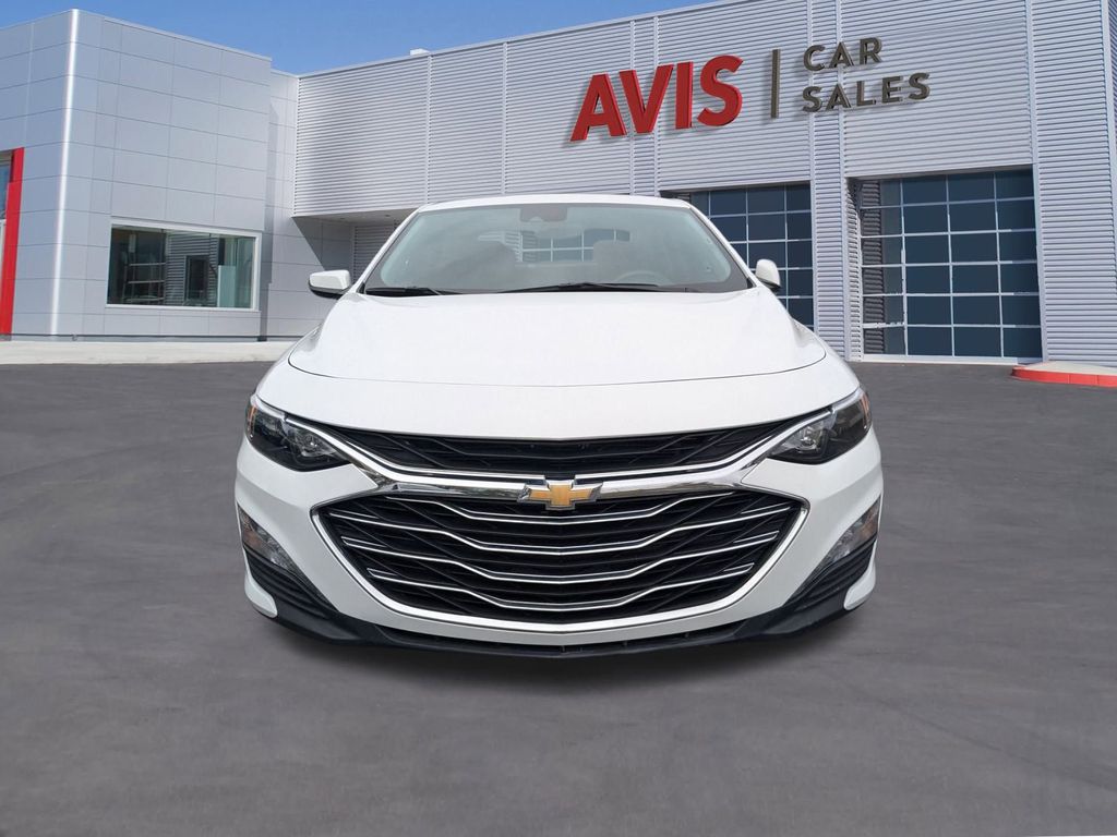 Thumbnail: 2024 Chevrolet Malibu - 2