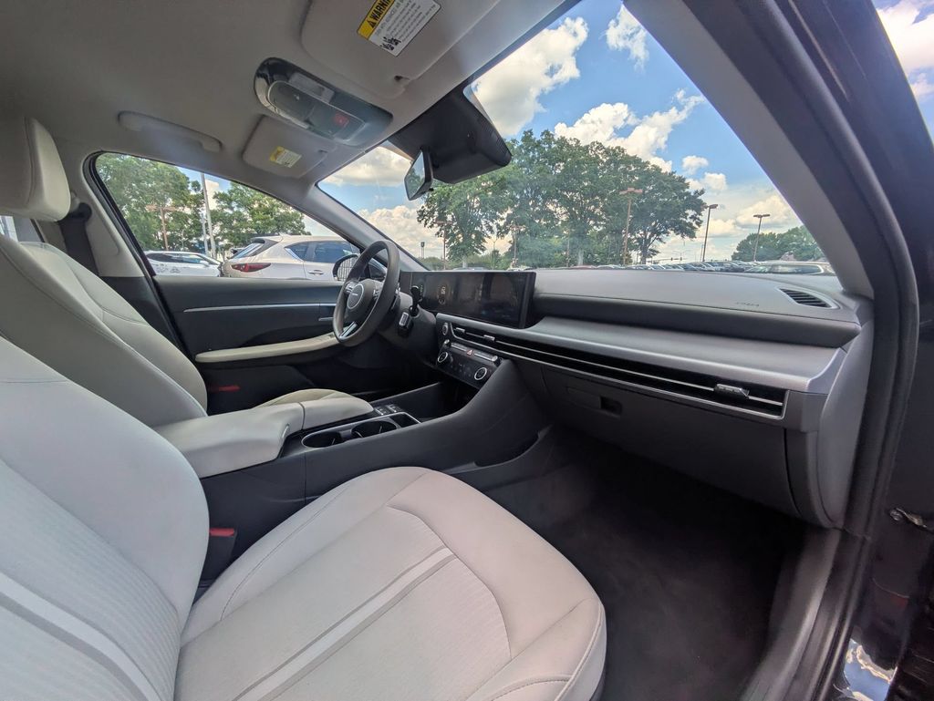 Thumbnail: 2025 Hyundai Sonata - 30