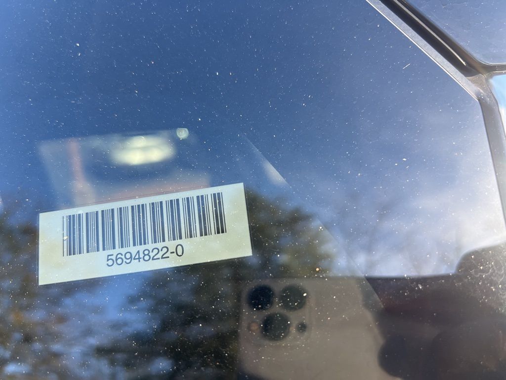 Thumbnail: 2025 Mitsubishi Outlander - 5