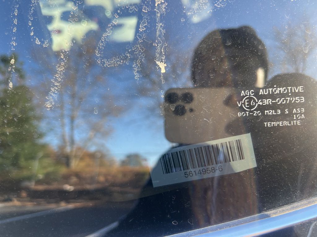 Thumbnail: 2024 Mitsubishi Outlander - 8