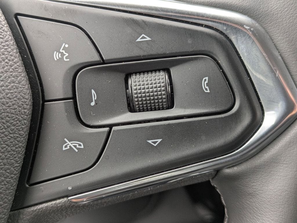 Thumbnail: 2025 Chevrolet Trax - 18