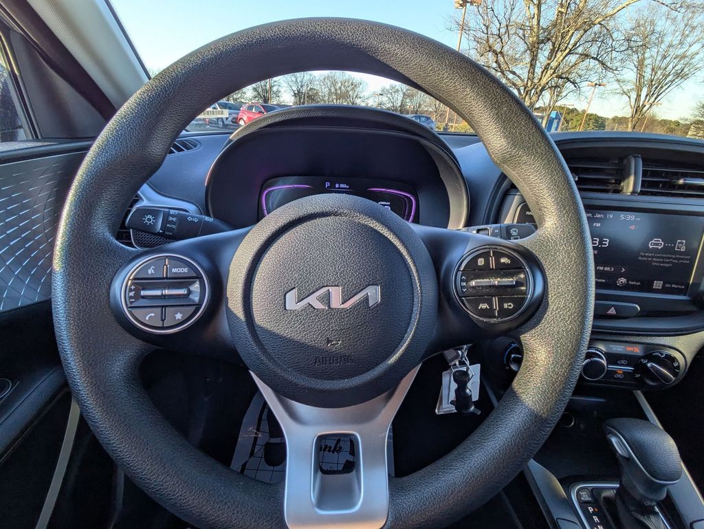 Thumbnail: 2024 Kia Soul - 16