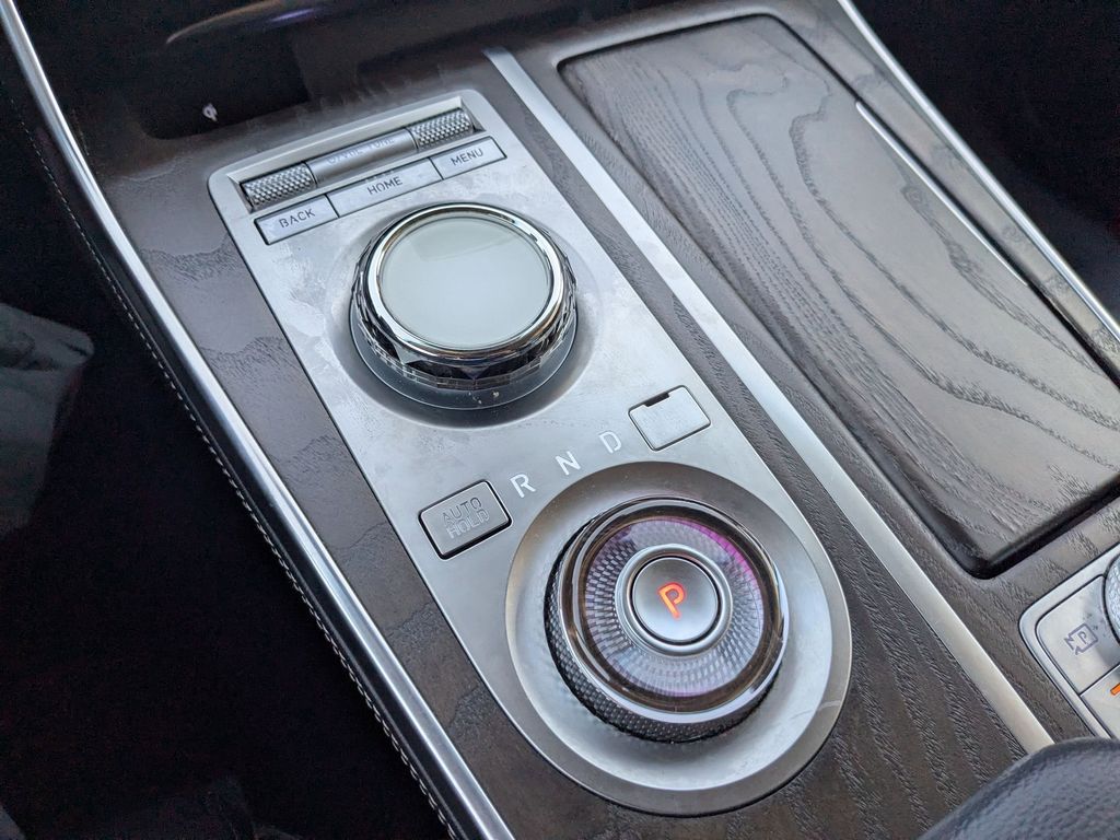 Thumbnail: 2024 Genesis GV80 - 20