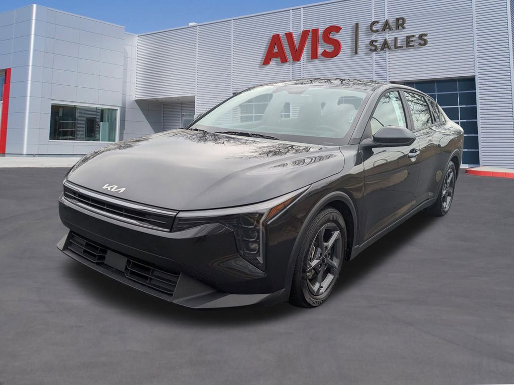 Thumbnail: 2025 Kia K4 - 1