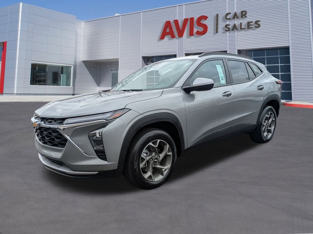 2025 Chevrolet Trax LT's photo