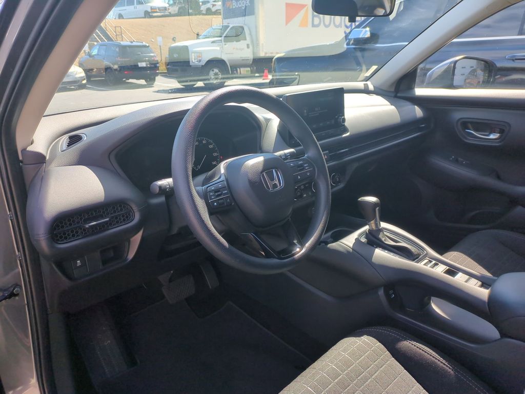 Thumbnail: 2025 Honda HR-V - 15