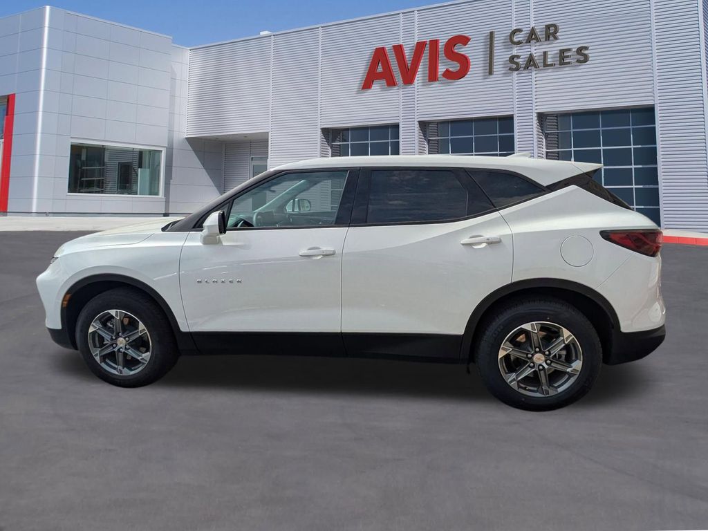 Thumbnail: 2025 Chevrolet Blazer - 10