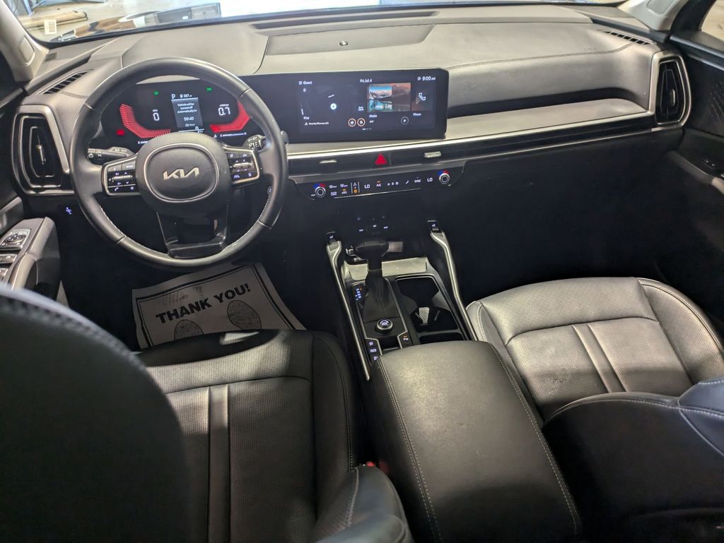 Thumbnail: 2024 Kia Sorento - 24