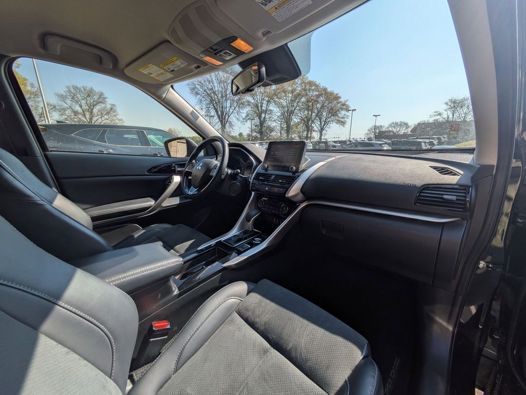 Thumbnail: 2025 Mitsubishi Eclipse Cross - 31