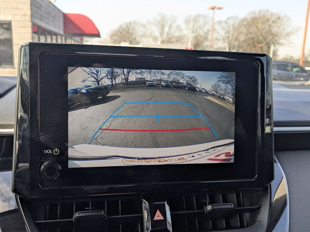 Thumbnail: 2024 Toyota Corolla - 18