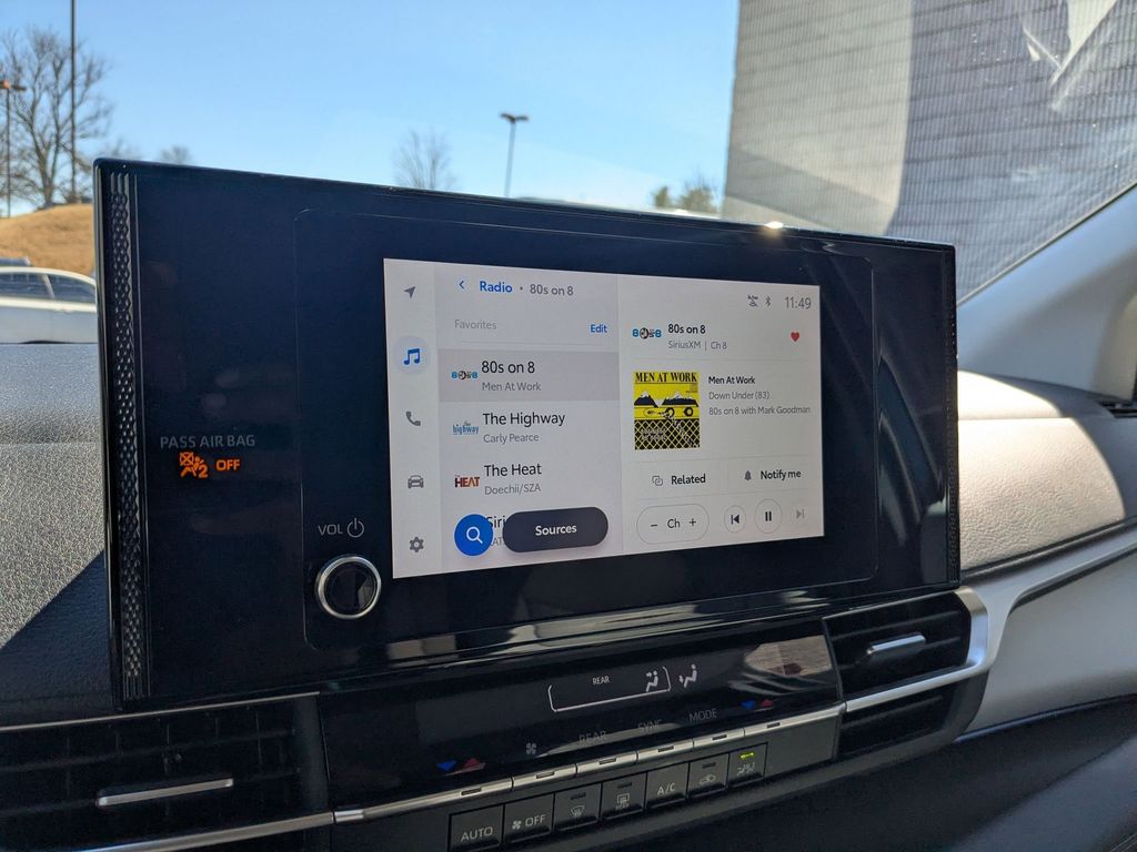 Thumbnail: 2025 Toyota Sienna - 17