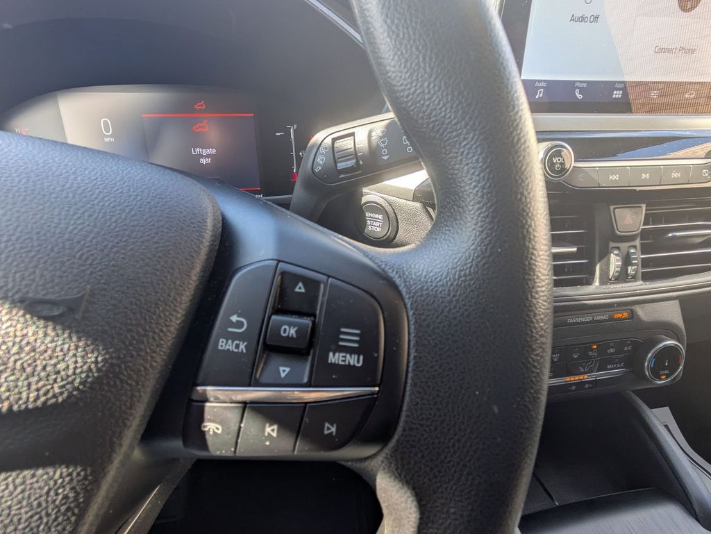 Thumbnail: 2025 Ford Escape - 15