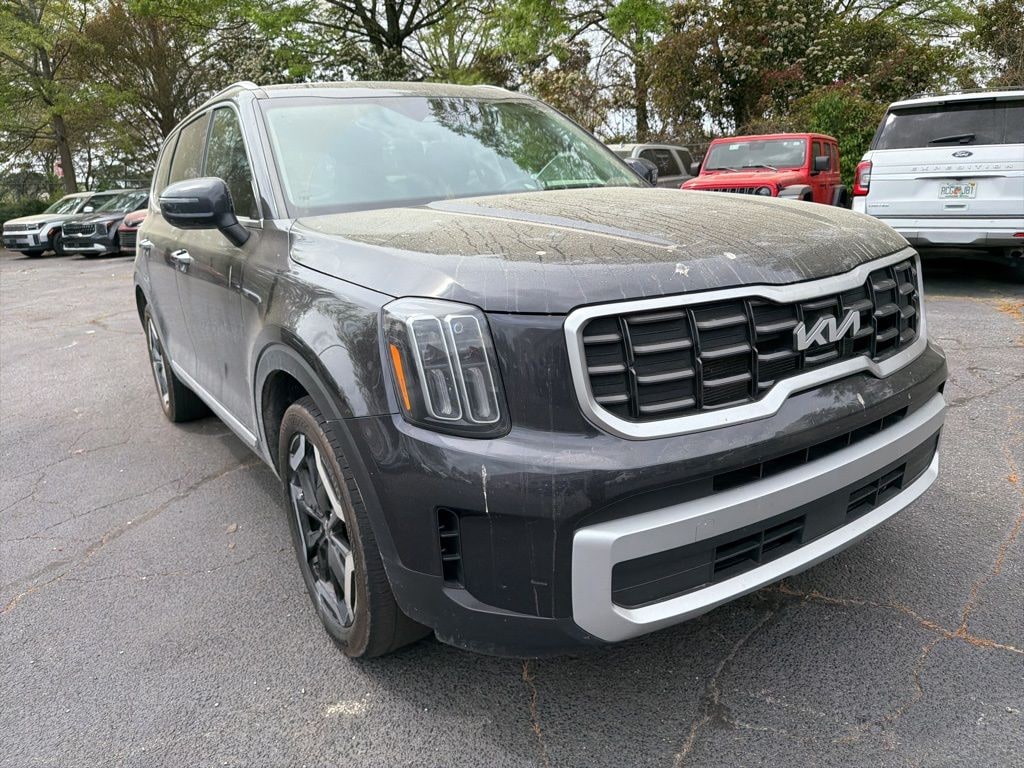 Certified 2025 Kia Telluride S SUV