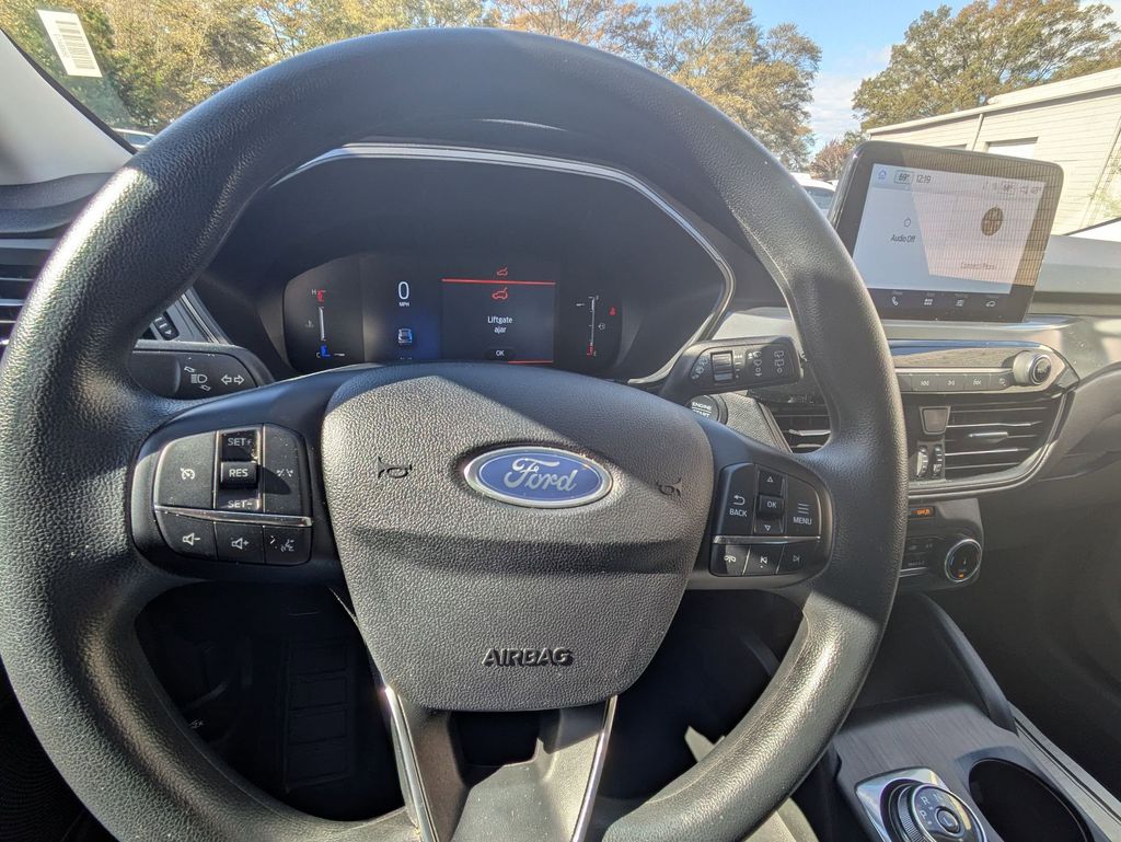 Thumbnail: 2025 Ford Escape - 13