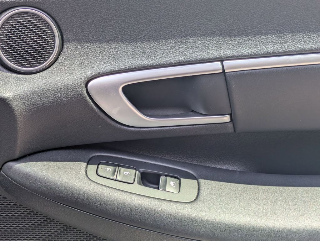 Thumbnail: 2025 Hyundai Sonata - 32