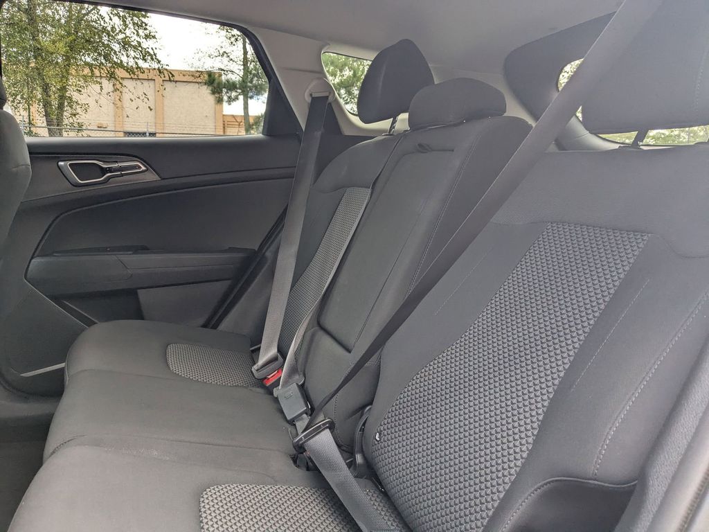 Thumbnail: 2024 Kia Sportage - 26