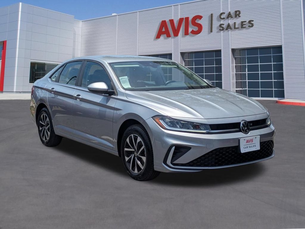 Thumbnail: 2025 Volkswagen Jetta - 3