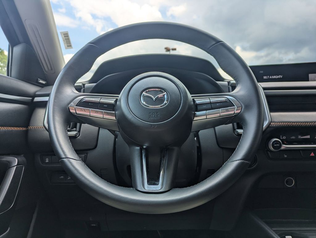 Thumbnail: 2025 Mazda CX-50 - 22