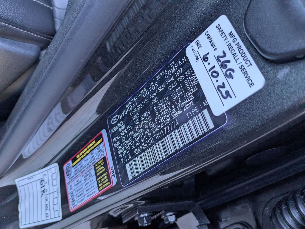 Thumbnail: 2024 Genesis GV80 - 37