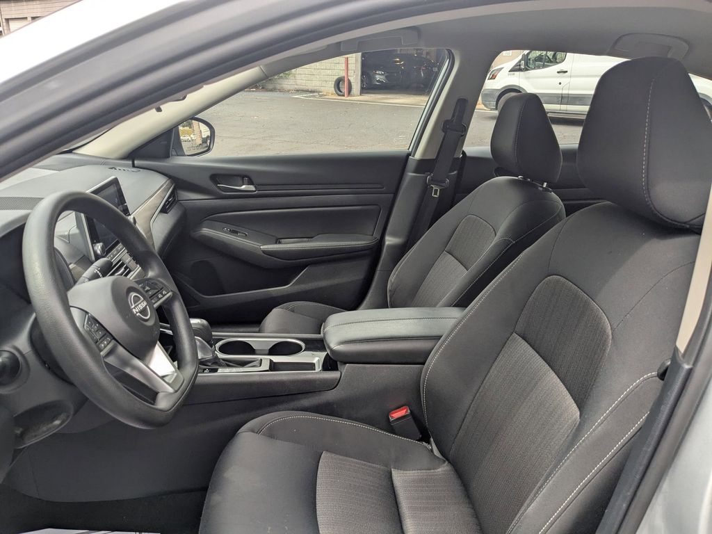 Thumbnail: 2024 Nissan Altima - 22