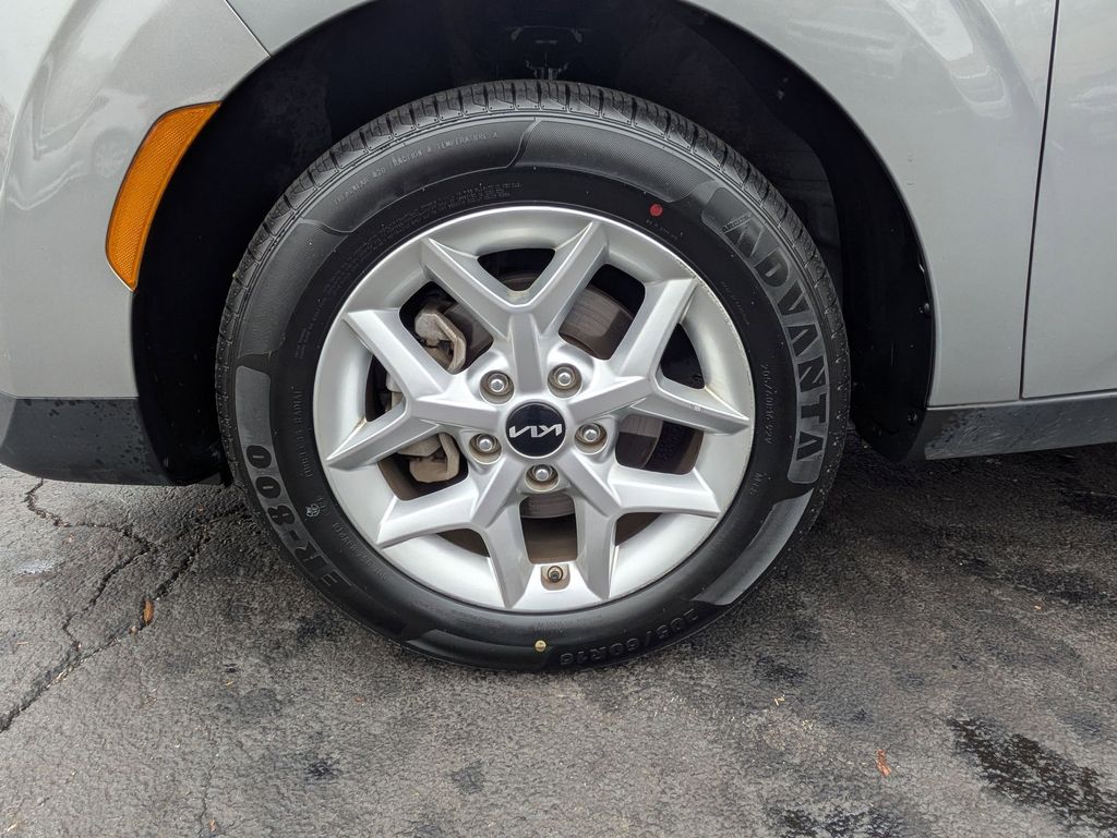 Thumbnail: 2024 Kia Soul - 27