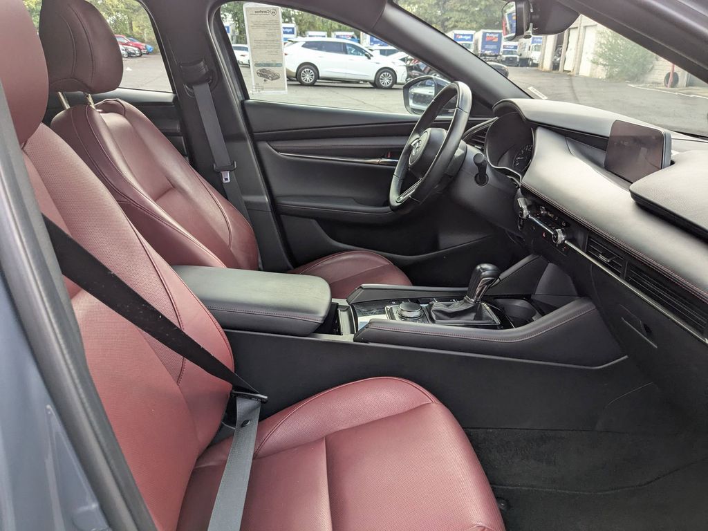 Thumbnail: 2024 Mazda Mazda3 - 29