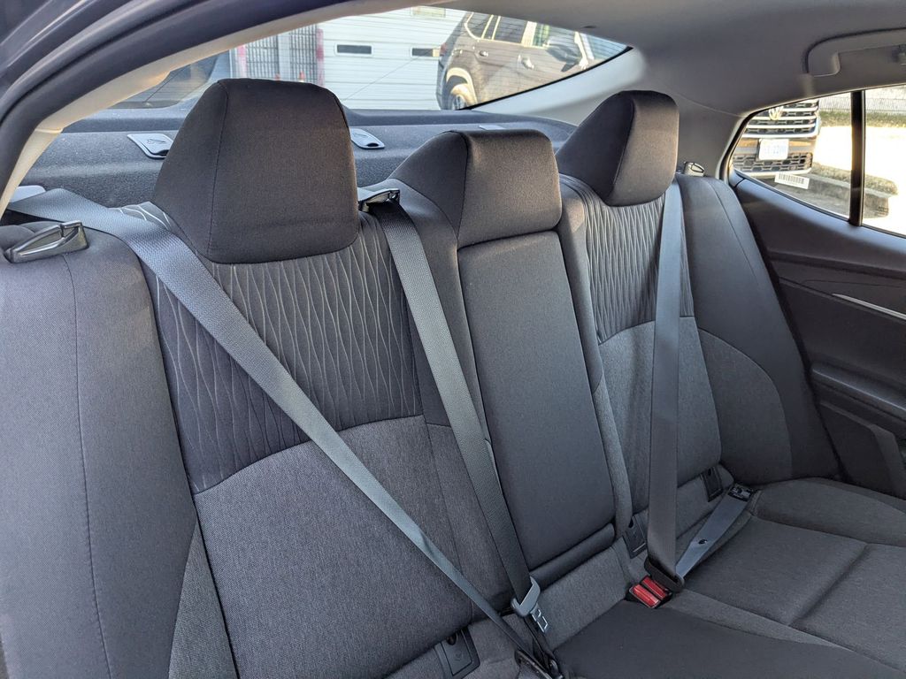 Thumbnail: 2025 Toyota Camry - 29